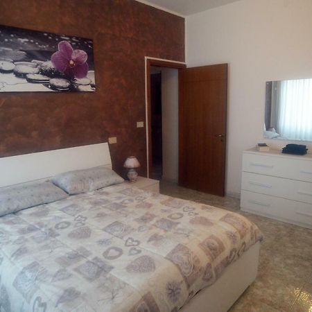 Casa Graziella Apartment Pescara Bagian luar foto