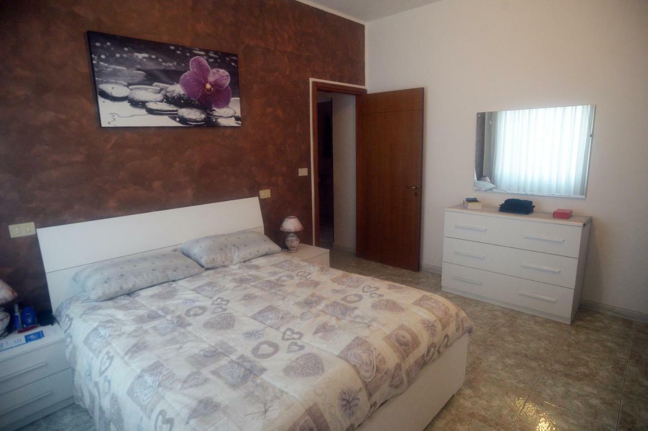 Casa Graziella Apartment Pescara Bagian luar foto